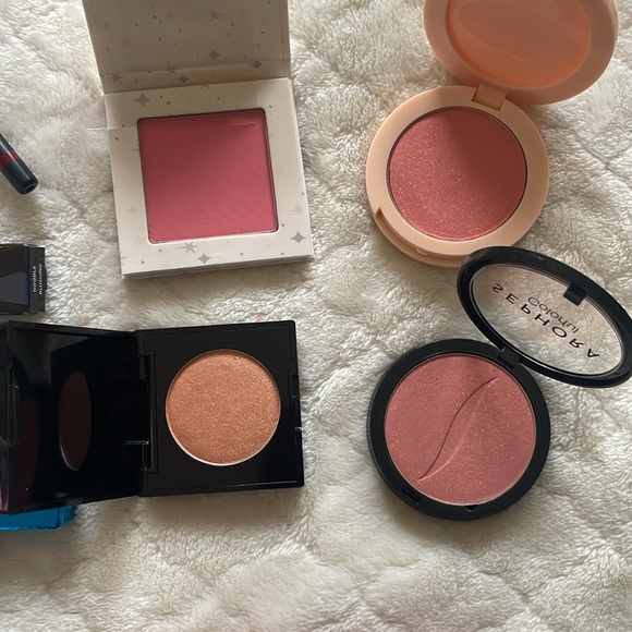 Makeup Bundle with Love Craft Beauty and Sephora - Picture 2 of 4